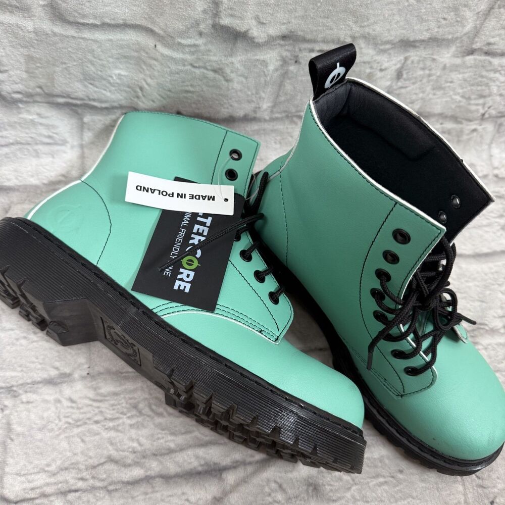 Altercore Mint Green Vegan Leather Lace-Up Combat Boots Women's Size 9 NEW